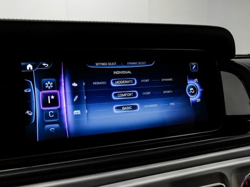 Used 2025 Mercedes-Benz G 63 AMG 4MATIC image 82