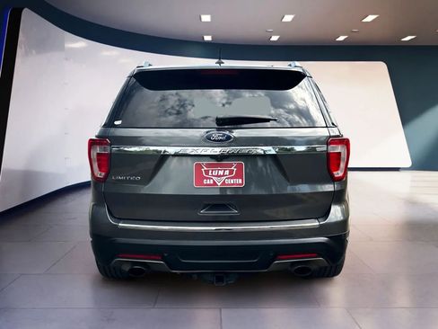 Used 2018 Ford Explorer Limited image 4