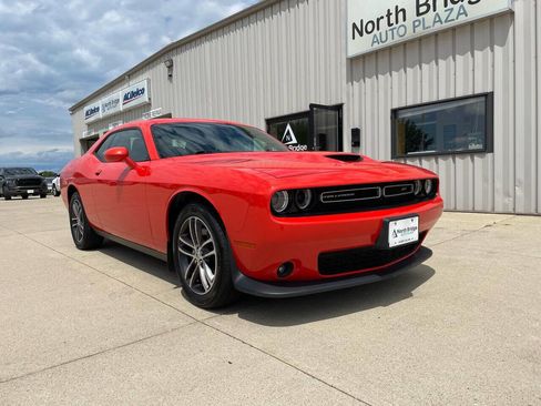 Used 2019 Dodge Challenger GT w/ Driver Convenience Group image 1