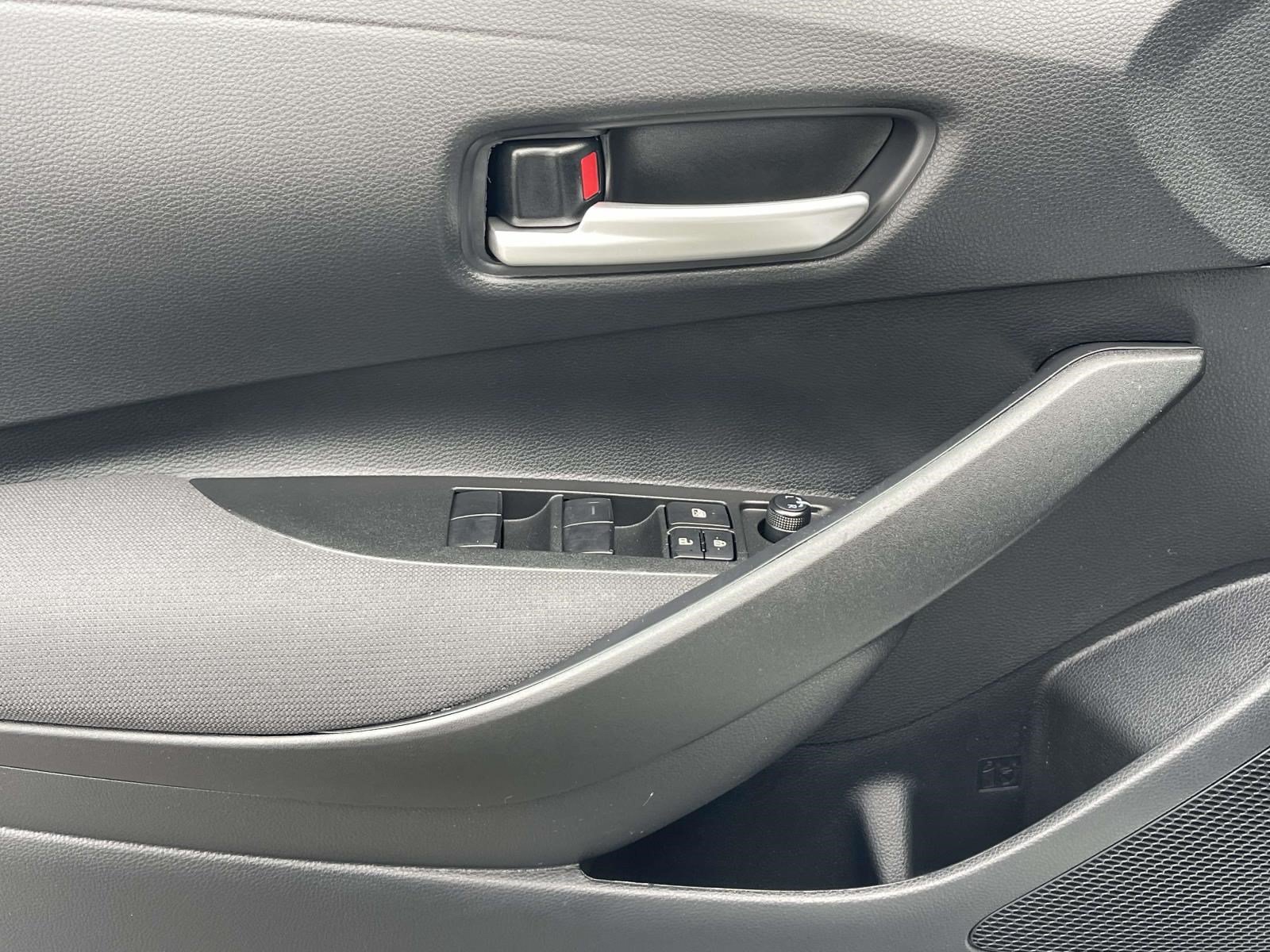 Used 2026 Toyota Corolla SE FWD image 16