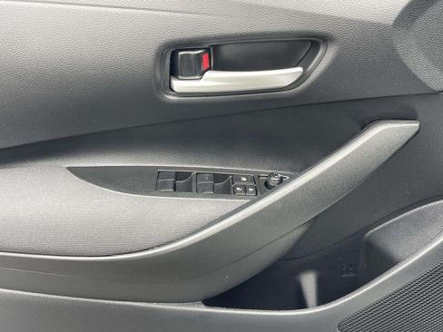 Used 2026 Toyota Corolla SE FWD image 16