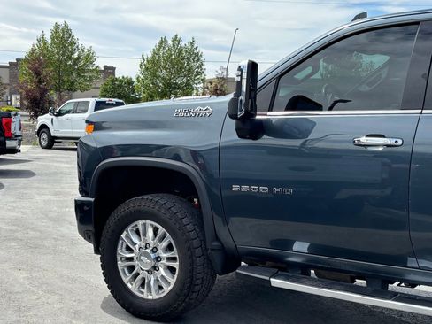 Used 2020 Chevrolet Silverado 3500 High Country w/ Z71 Off-Road Package AWD/4WD image 6