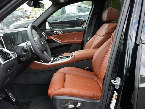 New 2026 BMW X5 xDrive40i w/ Executive Package AWD/4WD image 4