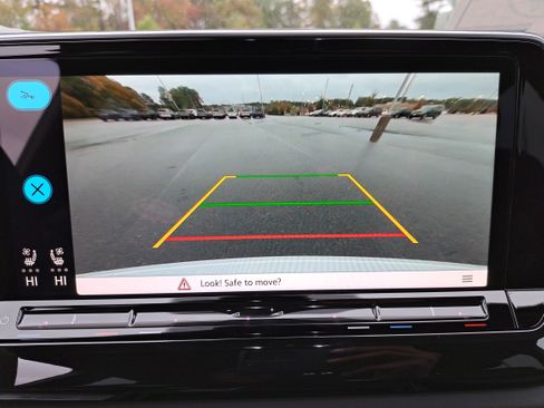 New 2026 Volkswagen Atlas Cross Sport SE image 23