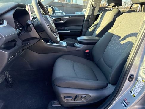 Certified 2024 Toyota RAV4 XLE image 10