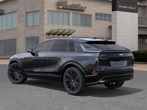 New 2026 Cadillac Lyriq Sport w/ LPO, ONYX Package AWD/4WD image 3