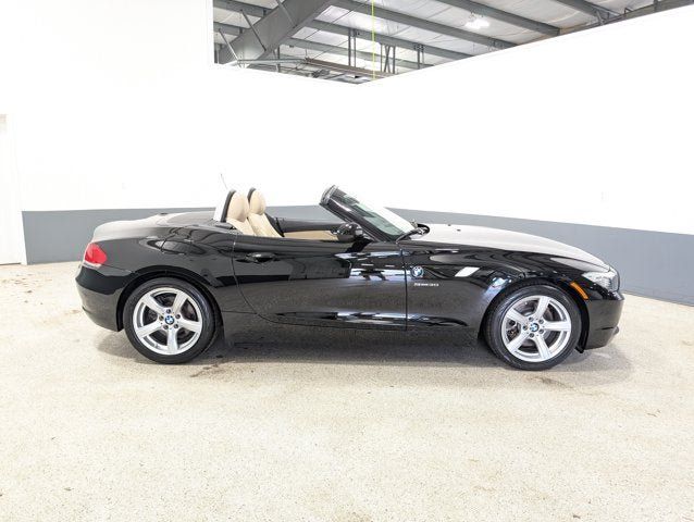 Used 2009 BMW Z4 sDrive30i RWD image 10