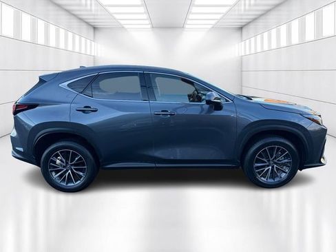 Certified 2023 Lexus NX 250 AWD image 4