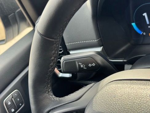 Used 2024 Ford Ranger Lariat w/ FX4 Off-Road Package image 24