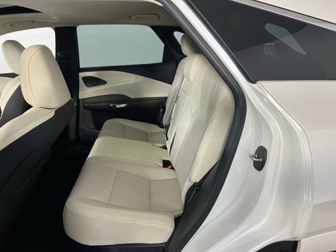 Used 2024 Lexus RX 350 Premium image 25