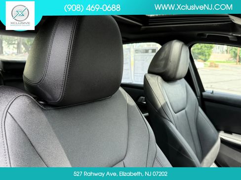 Used 2021 BMW 330i xDrive Sedan w/ Convenience Package AWD/4WD image 31