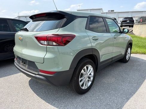 Used 2025 Chevrolet TrailBlazer LS w/ LS Convenience Package FWD image 6