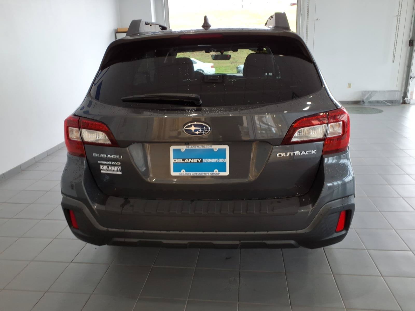 Used 2018 Subaru Outback 2.5i Premium AWD/4WD image 7
