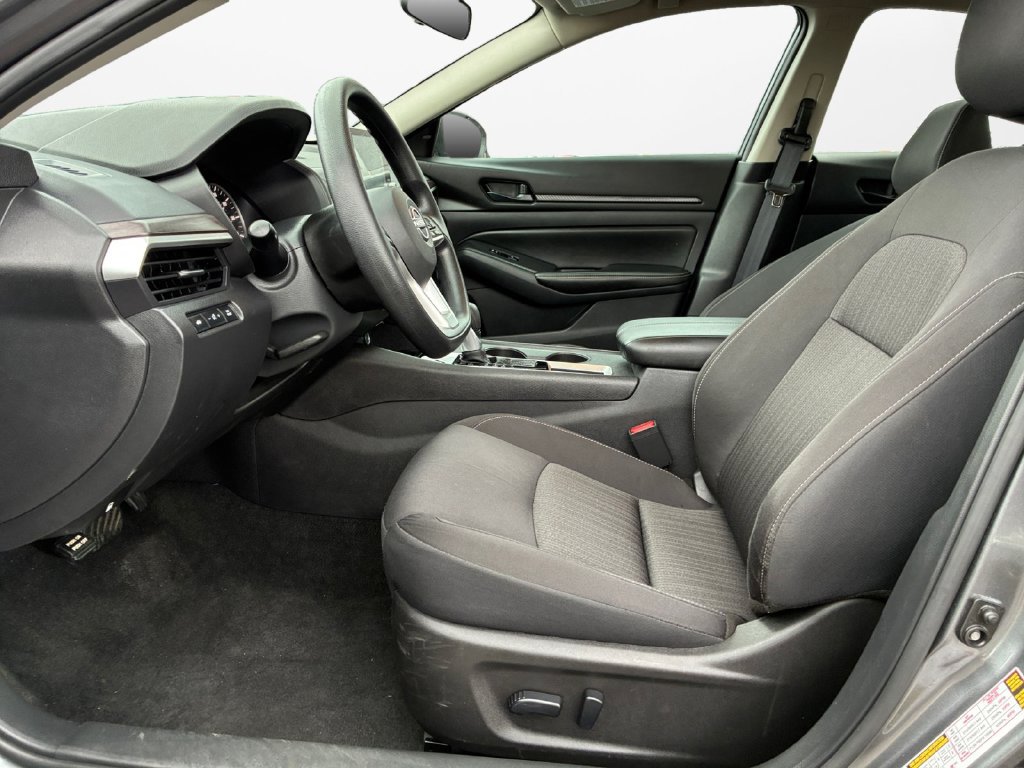 Used 2026 Nissan Altima 2.5 SV FWD image 18