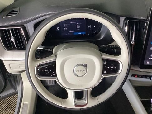 New 2026 Volvo XC60 B5 Ultra w/ Protection Package Premier image 29