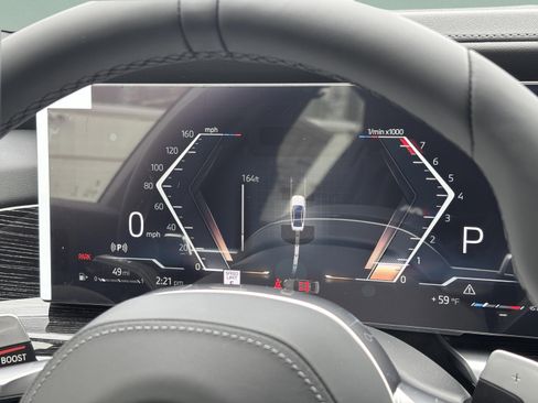 New 2026 BMW 740i image 32