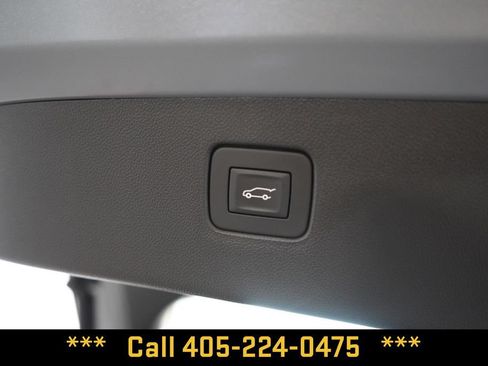 Used 2025 Buick Envista Avenir FWD image 28