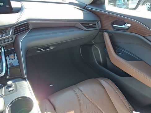 Used 2023 Acura TLX Advance image 17