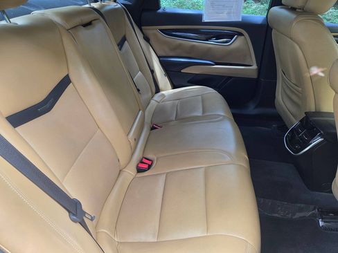 Used 2014 Cadillac XTS Luxury FWD image 11