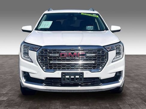 Used 2024 GMC Terrain Denali AWD/4WD image 3