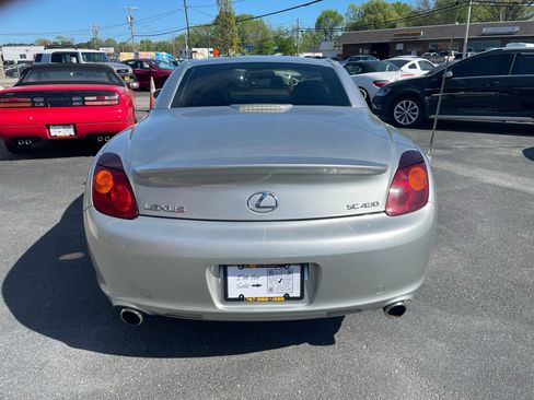 Used 2002 Lexus SC 430 Convertible image 8