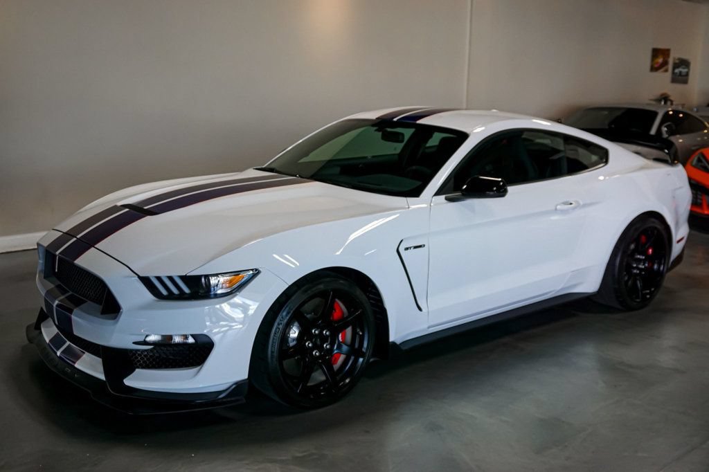 Used 2016 Ford Mustang Shelby GT350R w/ GT350R Equipment Group 920A RWD image 5