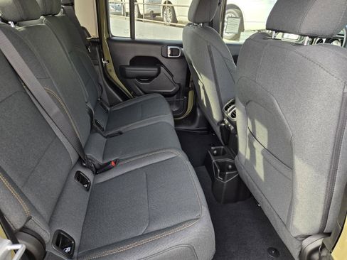 New 2026 Jeep Gladiator Sport image 31