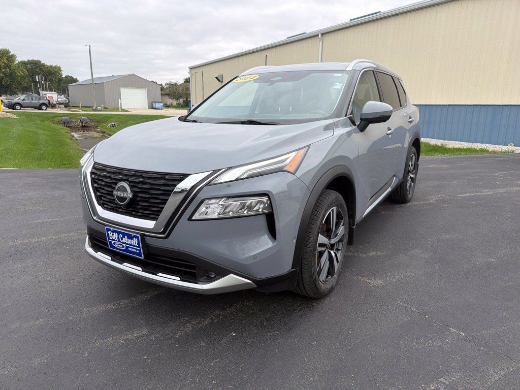 Used 2022 Nissan Rogue Platinum w/ Head-Up Display Package AWD/4WD image 8