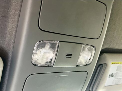 Used 2012 Toyota Tacoma Base image 22