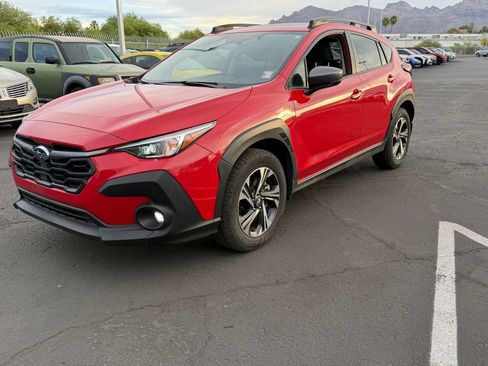 Used 2024 Subaru Crosstrek 2.0i Premium image 3