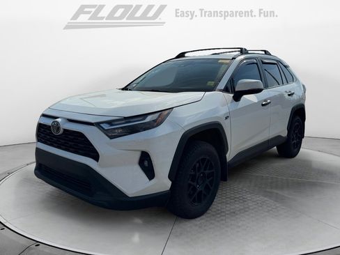 Used 2023 Toyota RAV4 XLE w/ Convenience Package image 3