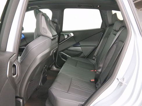 New 2026 BMW X3 xDrive30 w/ Premium Package image 12