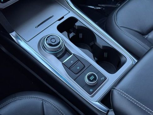 Certified 2023 Ford Explorer XLT w/ Equipment Group 202A image 18