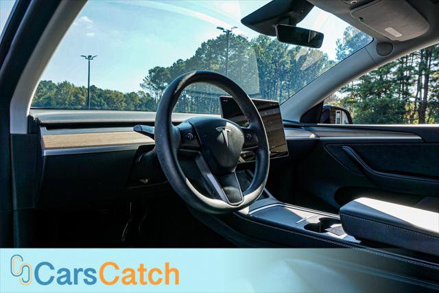 Used 2025 Tesla Model Y Long Range RWD image 20