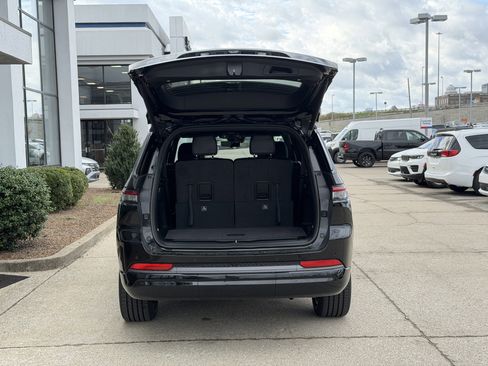 New 2026 Jeep Grand Cherokee L Limited image 10