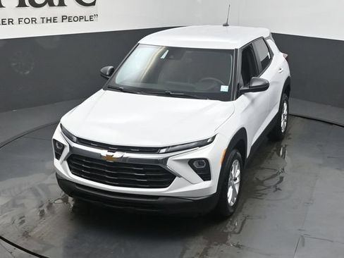 New 2026 Chevrolet TrailBlazer LS w/ LS Convenience Package AWD/4WD image 24