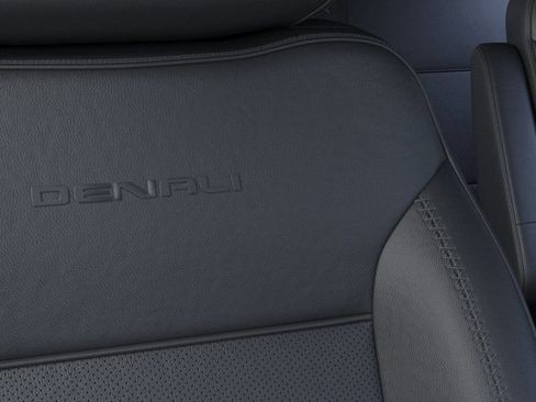 New 2026 GMC Yukon Denali w/ LPO, Floor Liner Package AWD/4WD image 21