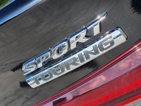 Used 2025 Honda Civic Sport image 10