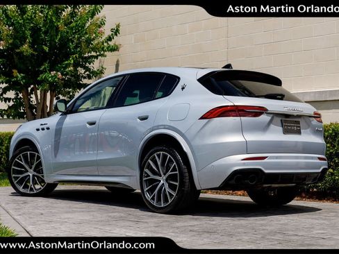 Used 2023 Maserati Grecale Modena AWD/4WD image 33