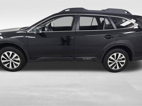 Used 2024 Subaru Outback Premium AWD/4WD image 7