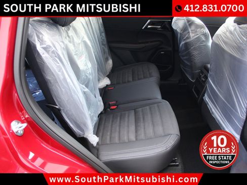 New 2026 Mitsubishi Outlander AWD image 16