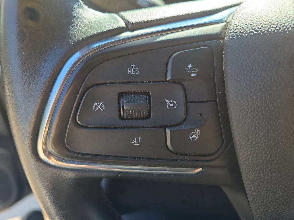 Used 2024 Buick Envista Sport Touring w/ Convenience I Package FWD image 18