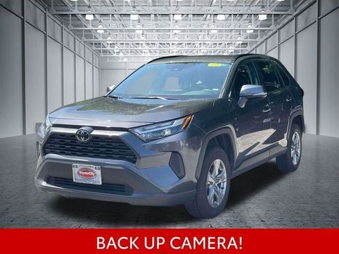Certified 2025 Toyota RAV4 XLE AWD/4WD image 4