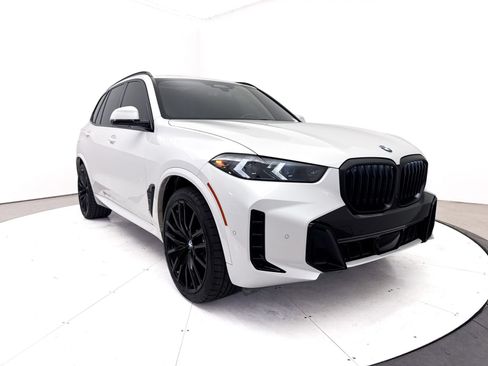 Used 2024 BMW X5 xDrive40i w/ Executive Package AWD/4WD image 14