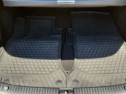 Used 2021 Mercedes-Benz C 300 Sedan image 6