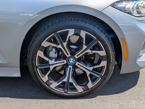 Used 2025 BMW 330i xDrive Sedan AWD/4WD image 24