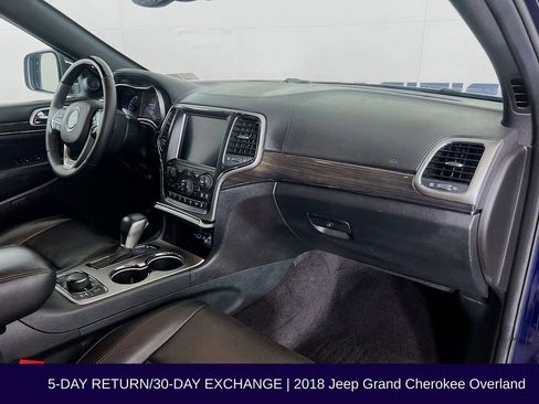 Used 2018 Jeep Grand Cherokee Overland AWD/4WD image 33