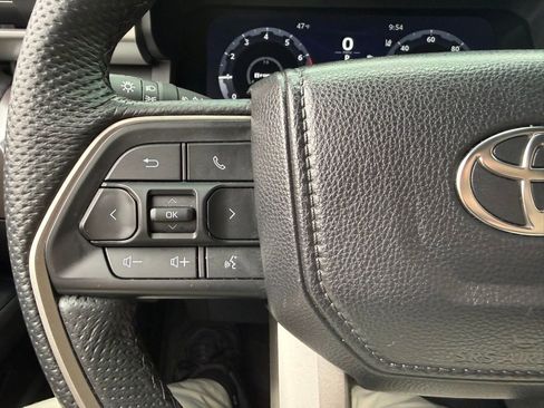 Used 2024 Toyota Tacoma TRD Sport image 19