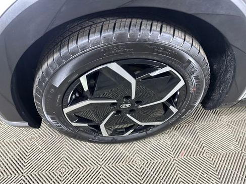 Used 2024 Hyundai Ioniq 5 SEL image 10