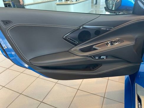 Used 2025 Chevrolet Corvette Stingray Premium Cpe w/ Z51 Performance Package image 13